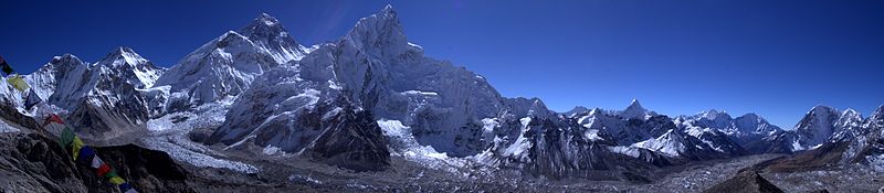 800px Everest panorama from Kala Patthar